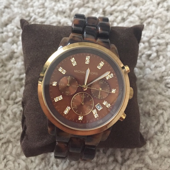 ✨✨ON HOLD✨✨Michael Kors tortoise shell watch