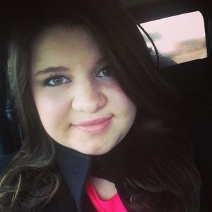 Meet your Posher, Mackenzie