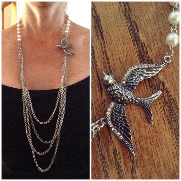 Bird necklace
