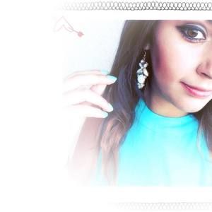 Meet your Posher, Daniela