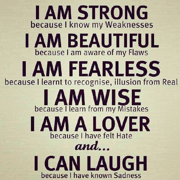 ๐ Meet your posher! ๐ - Picture 2 of 5