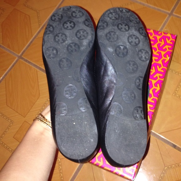 Tory burch flats - Picture 3 of 4