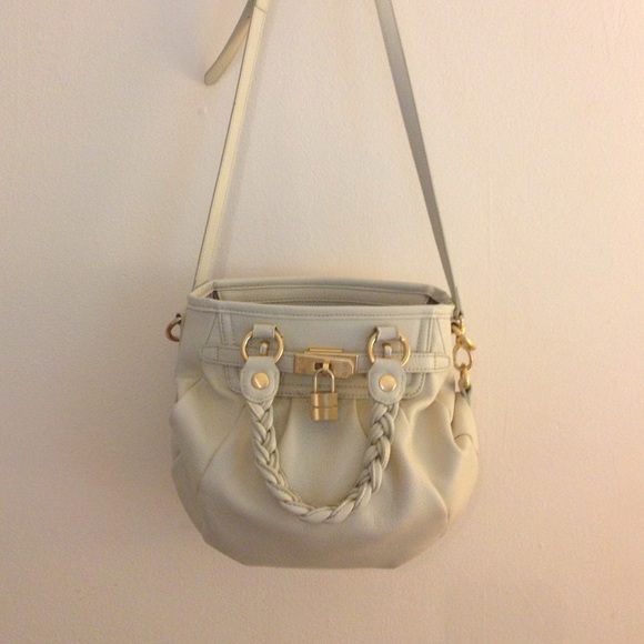 ~traded! Samantha Thavasa Shoulder Bag
