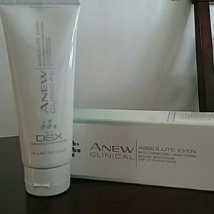 Spot correcting hand cream