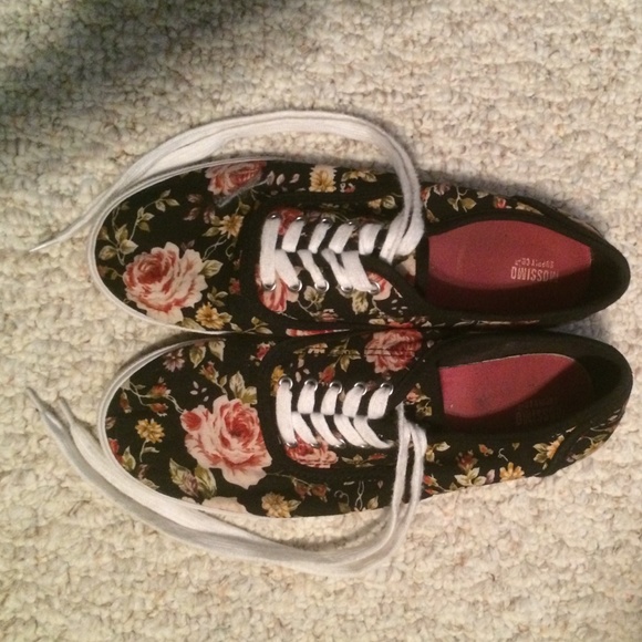 Mossimo Co. Floral sneakers