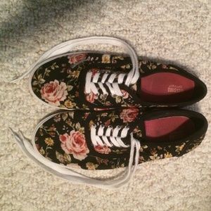 Mossimo Co. Floral sneakers