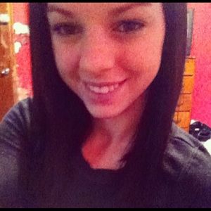 Meet your Posher, Aimee