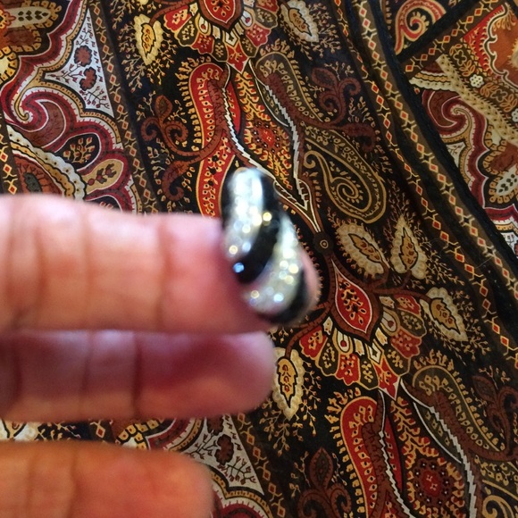 CHRISTMAS SALE AUTHENTIC DIAMOND EARRINGS - Picture 4 of 4