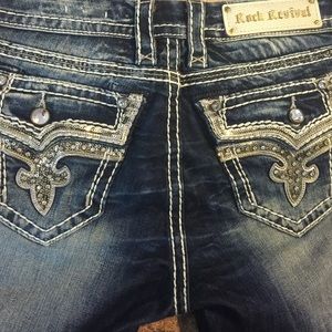 Brand new gold Kai !!! NWOT