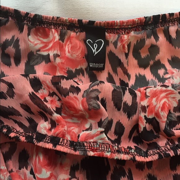 WINDSOR *Price Drop* - Picture 2 of 4