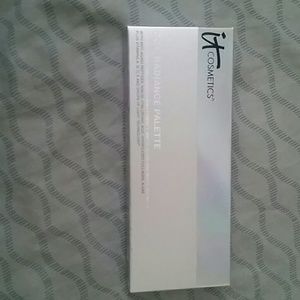 It cosmetics CC Radiance palette