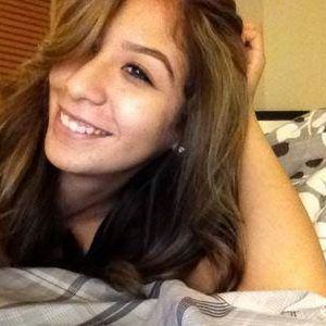 Meet your Posher, Alexis