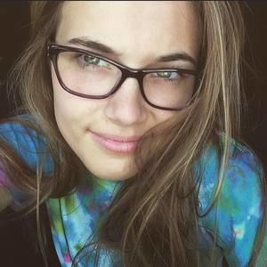 Meet your Posher, Rayna