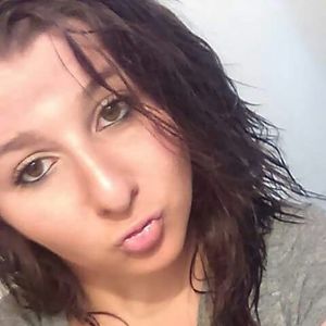 Meet your Posher, Desiree