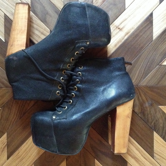 Authentic Lita's