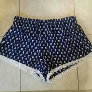 NOT FOR SALE. Flowy flower shorts NWT