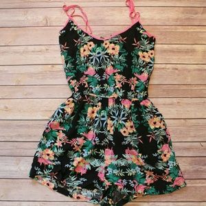 Ultra Flirt romper - size M