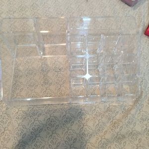 Acrylic makeup holder