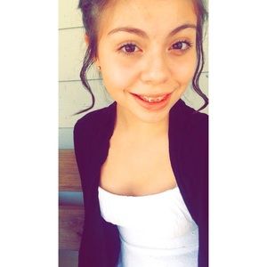 Meet your Posher, Alina