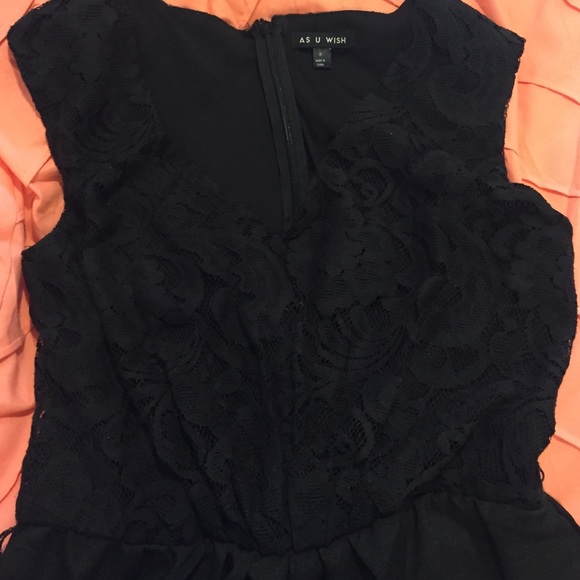 Lace top romper - Picture 2 of 4