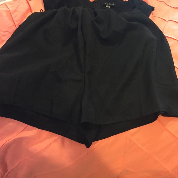 Lace top romper - Picture 3 of 4