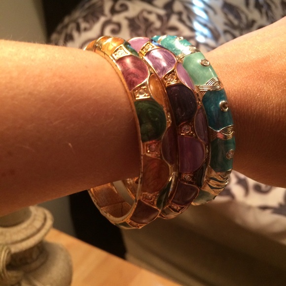 3 beautiful gold multicolored bracelets - Picture 2 of 4