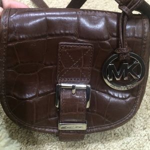 Leather Michael kors crossbody **NEW Condition**