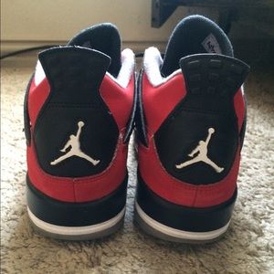 Air Jordan Toro 4s
