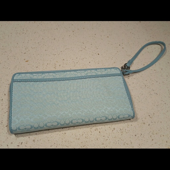 Wristlet