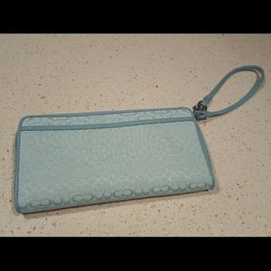 Wristlet