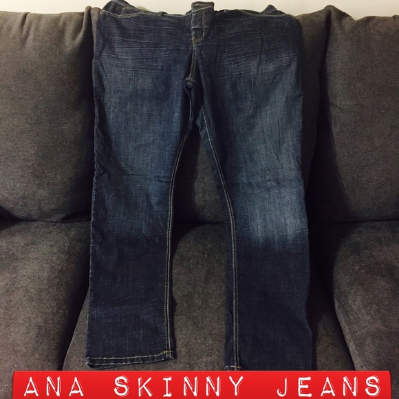 ANA SKINNY JEANS