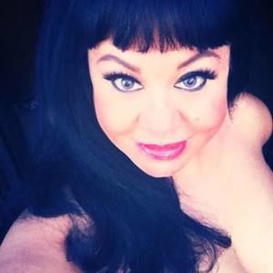 Meet your Posher, Rose