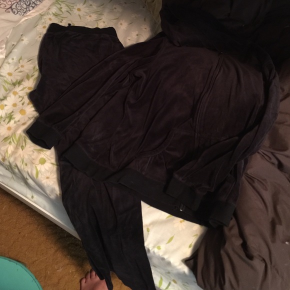 Black Sweatsuit