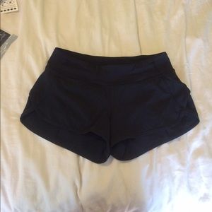 NWOT Lululemon Run Speed Short_Sz 4 Black