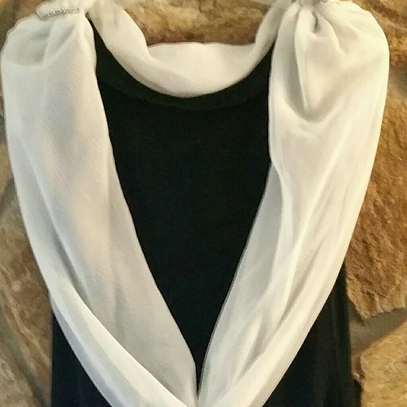 Night Way Black and White Evening Gown - Picture 2 of 4