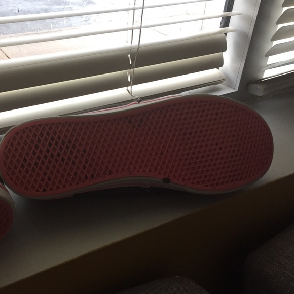 Vans - Picture 4 of 4