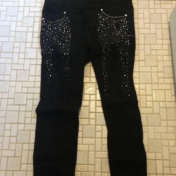 fashionable jeans