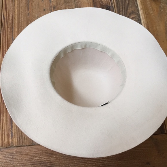 Sold β’ Light Beige Floppy Hat with Gold Chains - Picture 3 of 4