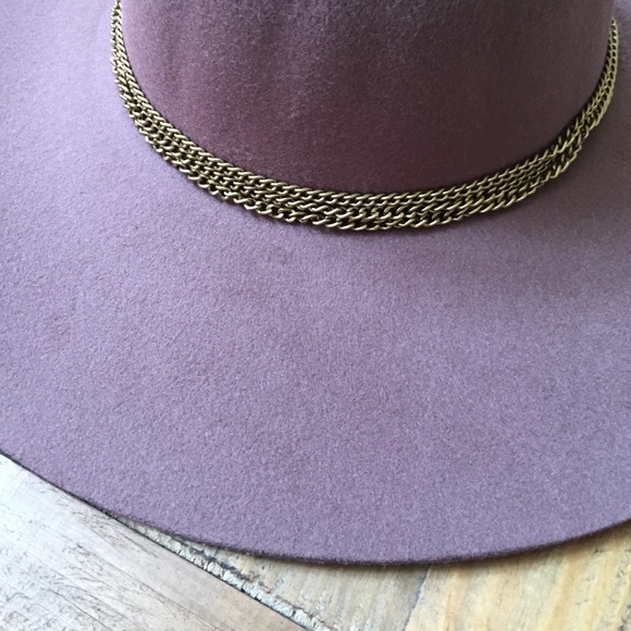Sold β’ Brown Floppy Hat With Gold Chains - Picture 3 of 4