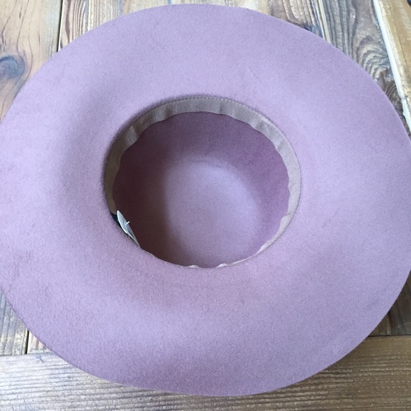 Sold β’ Brown Floppy Hat With Gold Chains - Picture 4 of 4