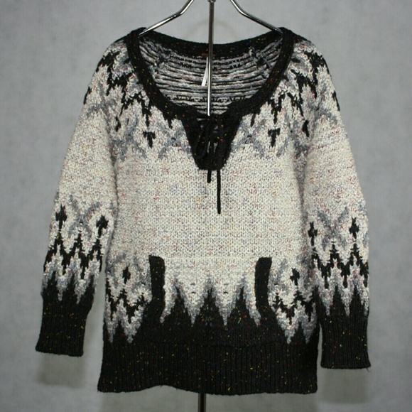 FREE PEOPLE SWEATER XS