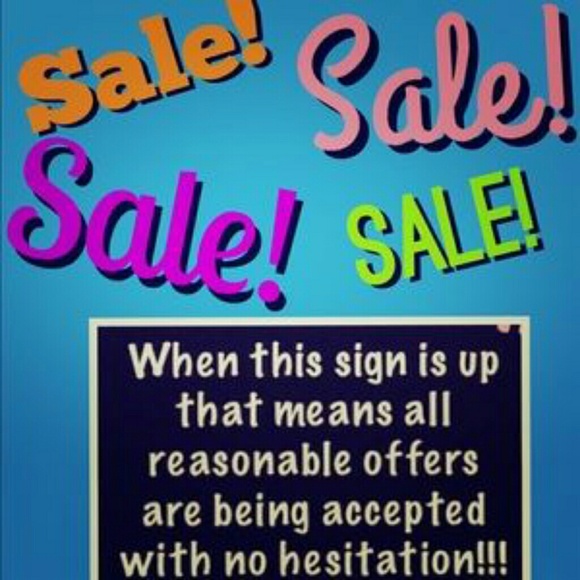 Saleee - Picture 3 of 4