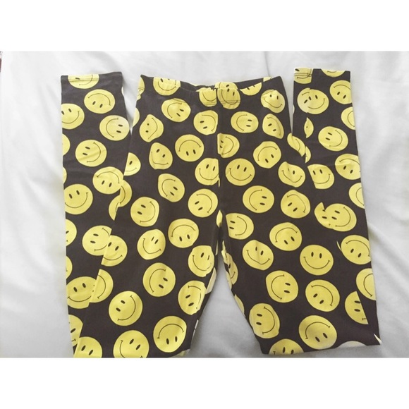 Smiley face leggings