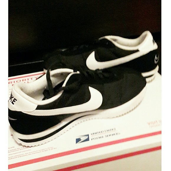 Nike size 6 for @itsjodiinewenn