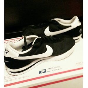 Nike size 6 for @itsjodiinewenn