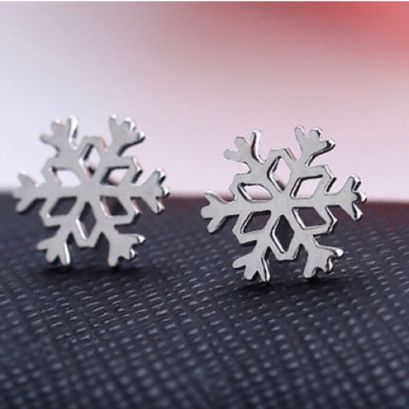 925k sterling silver snow flake earrings - Picture 3 of 3
