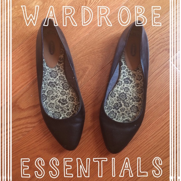 Dr Scholls black flats