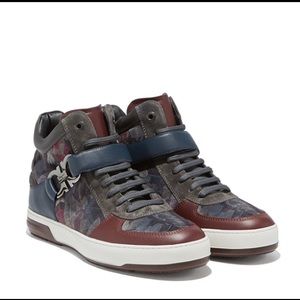 Brand new ferragamos