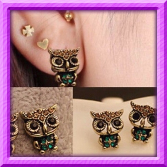 Tiny Little Owl Earrings - Picture 2 of 5