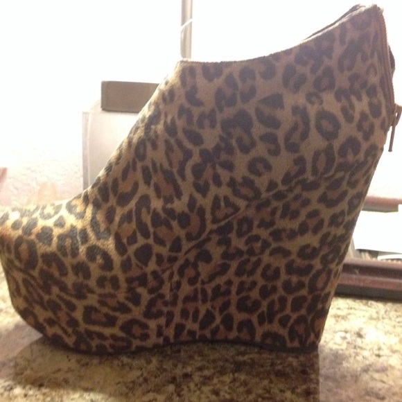 Booties great condition